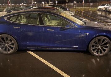 Tesla Model S 142.000 km 26.000 &euro; Stralsund 18439