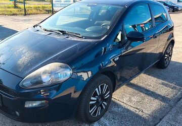Fiat Punto 140.000 km 2.900 &euro; Stralsund 18437